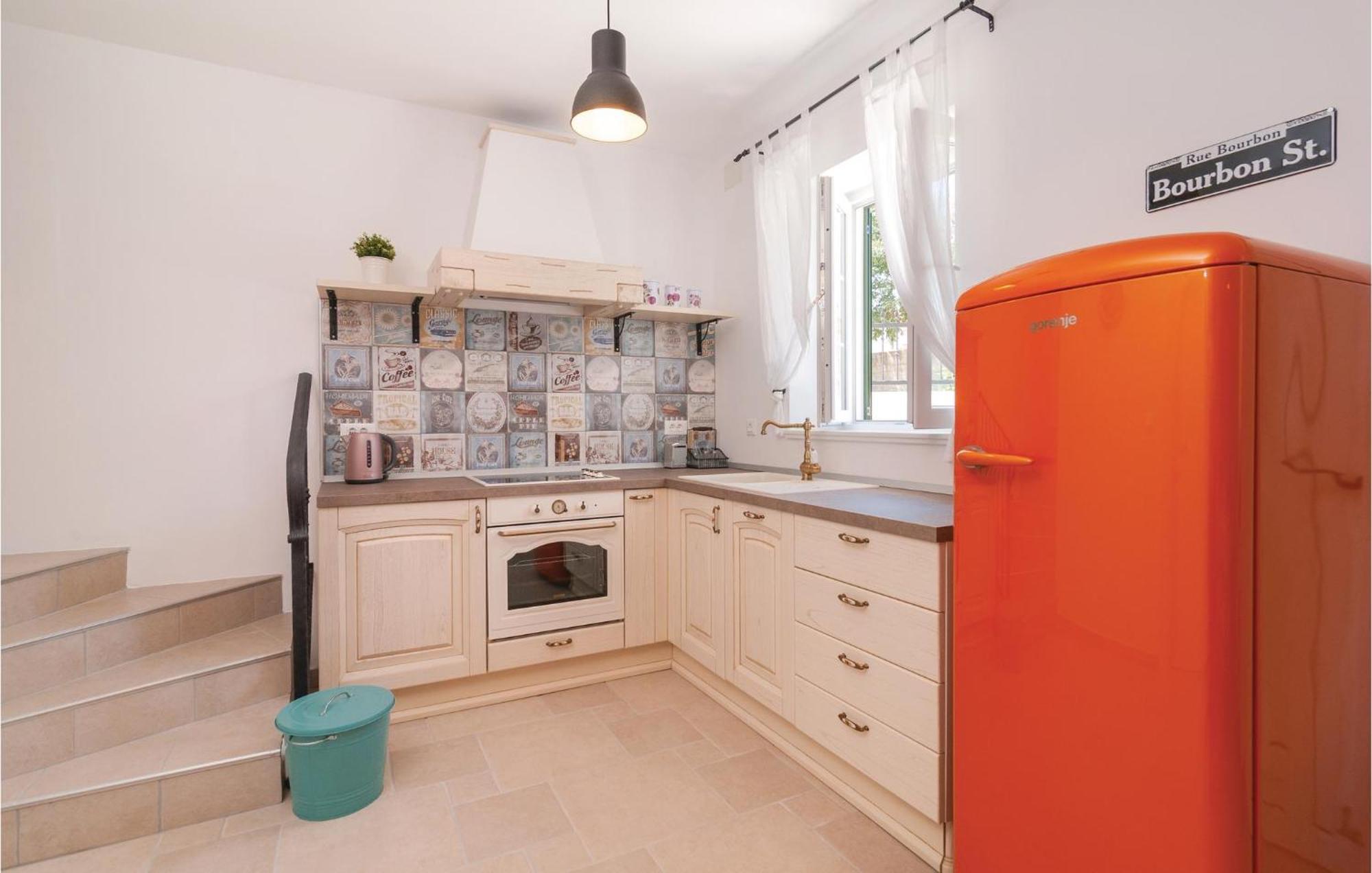 Stunning Home In Primosten With Kitchen Bagian luar foto